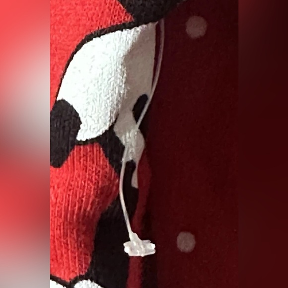 *SOLD* Disney Womens 2XL Sweatshirt XXL Red Mickey Mouse Santa Christmas - Picture 7 of 7